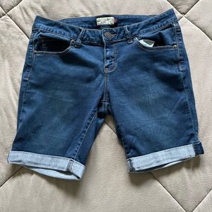🔮3/$24 SALE🔮 So Junior Jean Shorts